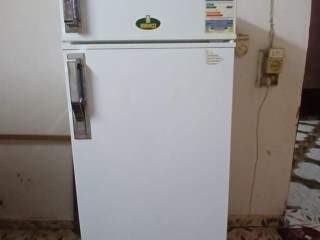 refrigerateur-comme-neuf-utilise-seulement-quelques-mois-excellente-affaire-sur-yawaaye