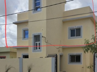 charmant-appartement-2-chambres-avec-terrasse-privee-villa-au-1er-etage
