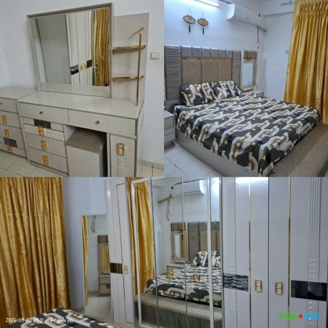 chambre-a-coucher-complete-lit-armoire-coiffeuse-style-et-confort-sur-yawaaye-big-0