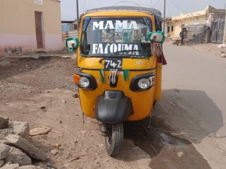 bajaj-en-parfait-etat-prix-negociable-sur-yawaaye