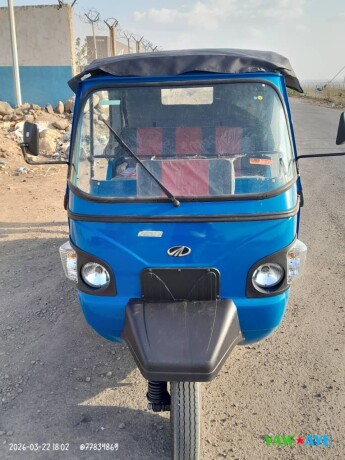 bajaj-tricycle-neuf-en-excellent-etat-parfait-pour-vos-besoins-de-mobilite-big-1