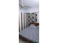 chambre-a-coucher-complete-en-bois-et-blanc-style-elegant-excellent-etat-small-0