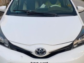 2016-toyota-vitz-automatic-ac-excellent-condition-drive-in-style