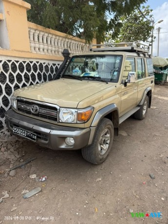 toyota-land-cruiser-4x4-diesel-durable-well-maintained-adventure-ready-big-0