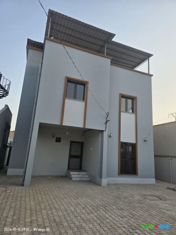 spacious-f4-duplex-with-parking-for-2-cars-in-cite-nagad-your-ideal-new-home-big-0
