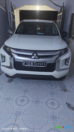 mitsubishi-l200-2020-excellent-condition-well-maintained-clean-big-1