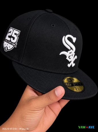 stylish-black-white-new-era-chicago-white-sox-cap-perfect-for-fans-big-1
