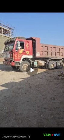 camion-benne-sino-truck-en-excellent-etat-performance-fiable-et-pret-a-rouler-big-1