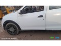 renault-sandero-automatique-excellent-etat-pret-a-rouler-sur-yawaaye-small-1