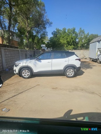 kia-soul-2023-diesel-immaculate-condition-ready-for-adventure-on-yawaaye-big-1