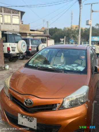 2016-toyota-vitz-automatic-fuel-efficient-perfect-city-car-big-0