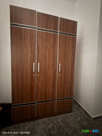 armoire-neuve-3-portes-jamais-utilisee-parfaite-pour-votre-espace-big-0