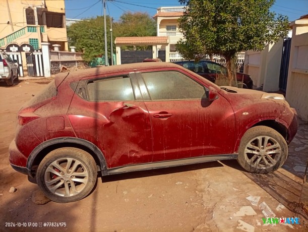 nissan-juke-diesel-parts-bold-red-color-for-your-ride-big-0