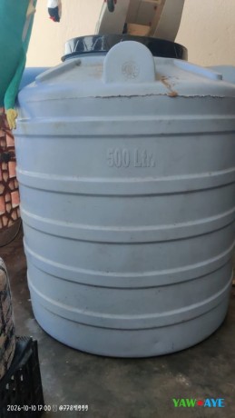reservoir-deau-blanc-500l-en-excellent-etat-ideal-pour-vos-besoins-en-stockage-big-1