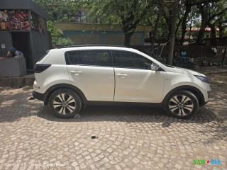 kia-sportage-2011-excellent-moteur-climatisation-pret-a-rouler-sur-yawaaye