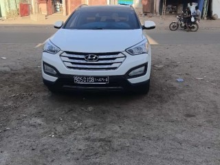 2018-hyundai-santa-fe-in-mint-condition-unbeatable-deal-on-yawaaye