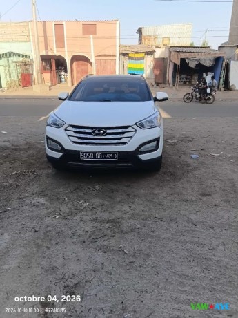 2018-hyundai-santa-fe-in-mint-condition-unbeatable-deal-on-yawaaye-big-0