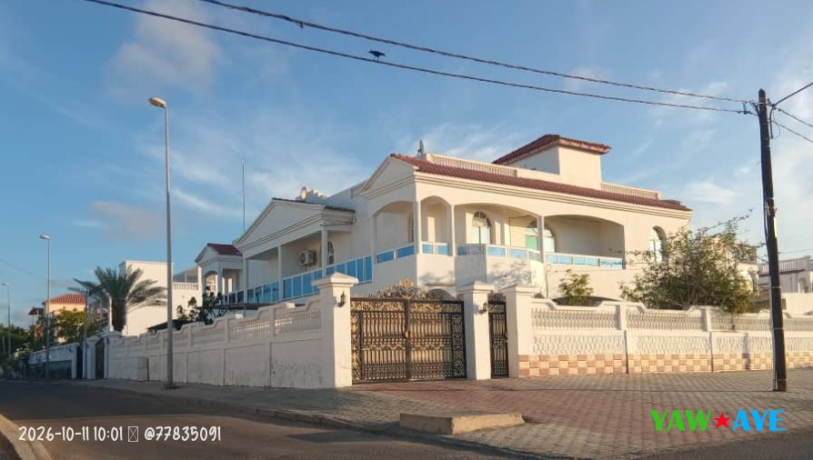 villa-f7-spacieuse-a-haramous-ideale-pour-famille-ou-bureaux-big-1