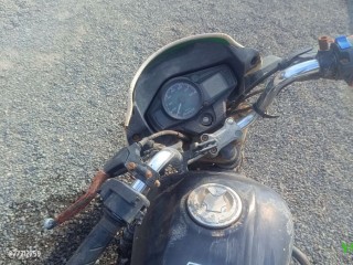 moto-hero-100-doccasion-en-tres-bon-etat-general