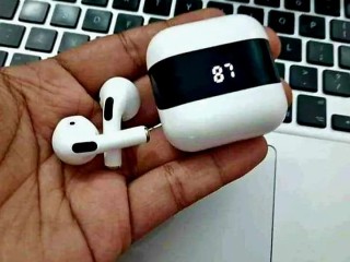apple-airpods-presque-neufs-excellente-offre-a-prix-avantageux