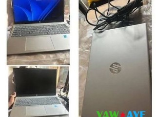 pc-portable-hp-14-neuf-core-i3-13e-generation-8-go-ram-ssd-512-go