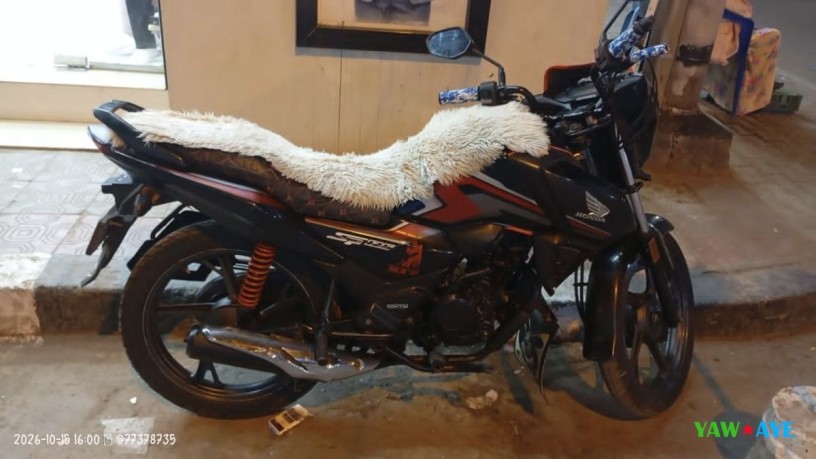 moto-neuve-a-vendre-economique-et-confortable-a-conduire-big-1