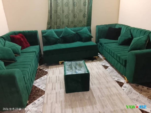 salon-complet-en-velours-vert-emeraude-en-tres-bon-etat-big-1