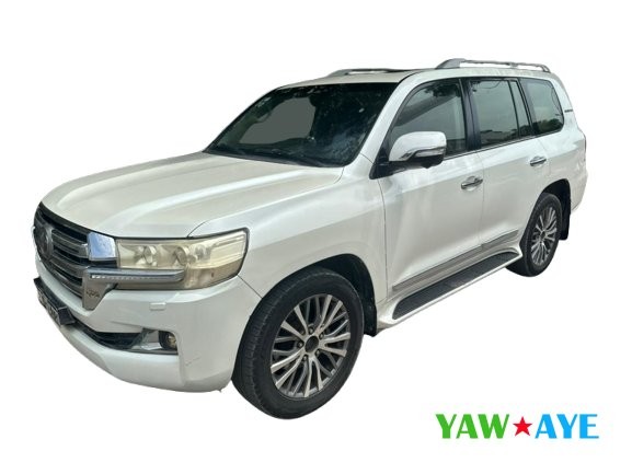 toyota-land-cruiser-gxr-v8-2018-diesel-vehicule-en-bon-etat-big-0