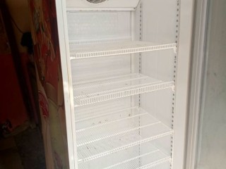 refrigerateur-congelateur-presque-neuf-utilise-moins-dun-mois