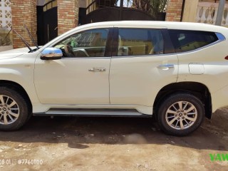 mitsubishi-montero-sport-2016-suv-essence-automatique-7-places