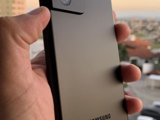 smartphone-samsung-s21-ultra-5g-128-go-etat-impeccable