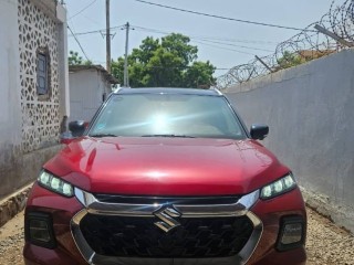 suzuki-vitara-2023-hybride-essence-en-excellent-etat