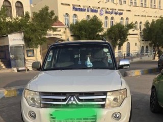 mitsubishi-pajero-diesel-moteur-neuf-vehicule-en-bon-etat