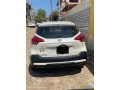 nissan-kicks-2019-blanc-vehicule-en-excellent-etat-small-0