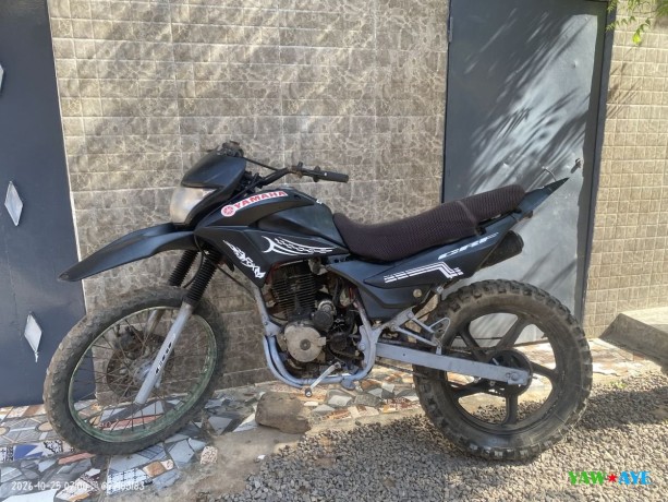 moto-cross-xr-200cc-disponible-a-la-vente-big-1