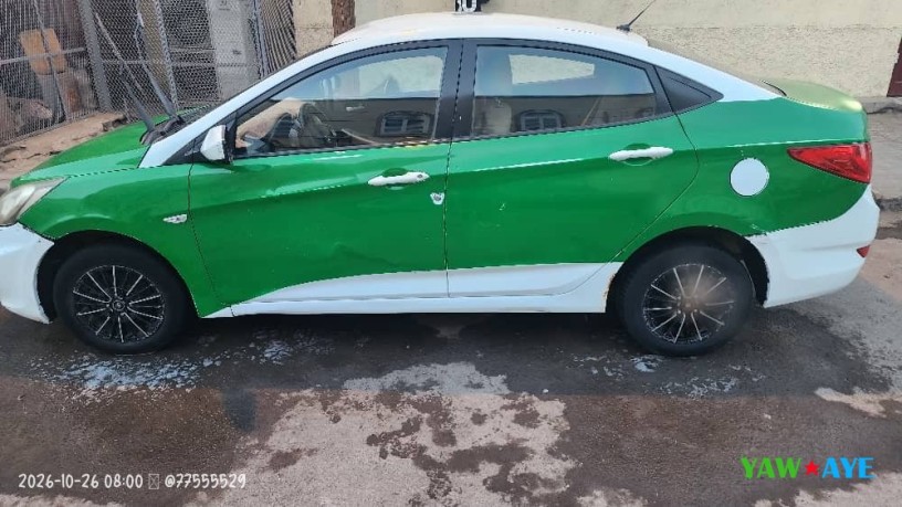 hyundai-accent-avec-climatisation-fonctionnelle-et-conduite-agreable-big-0