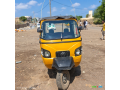 bajaj-mahindra-d106-en-excellent-etat-ideal-pour-le-transport-small-1