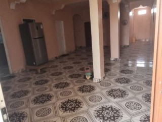 maison-f5-spacieuse-a-louer-au-1er-etage-a-hodan-1-proche-hopital-al-rahma