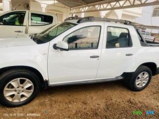 renault-duster-oroch-2018-essence-manuelle-avec-climatisation