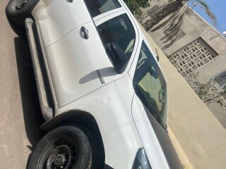 hilux-2022-a-vendre-etat-neuf-45000-km-saisissez-cette-occasion-exceptionnelle-sur-yawaaye