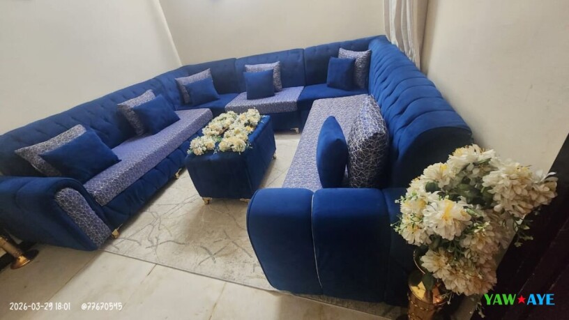 elegant-salon-u-neuf-avec-refrigerateur-en-parfait-etat-offre-immanquable-sur-yawaaye-big-0